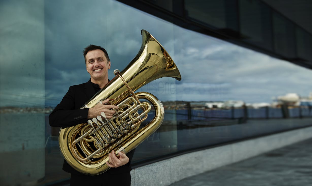 Tuba (2)
